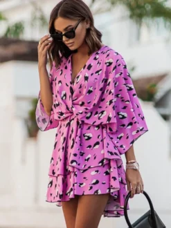 Robe Eté Courte Imprimé Femme avec Manches Courtes à Col V Coupe Cintrée