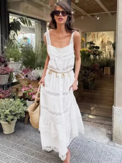 Robe longue bohème à volants pour femme - Robe d'été chic en dentelle blanche à encolure carrée - Vacances d'été à la plage 2026