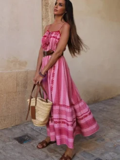 Robe longue à bretelles fines et volants rose à imprimé géométrique pour femme - Style bohème - Collection été 2026