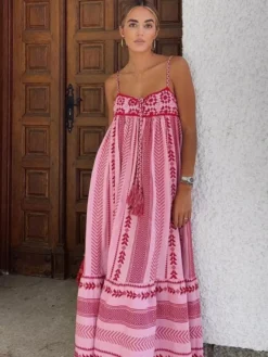 Robe longue à bretelles fines et volants rose à imprimé géométrique pour femme - Style bohème - Collection été 2026