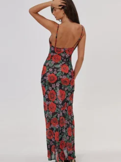 Robe longue à bretelles spaghetti imprimée de roses rouges pour femme style romantique