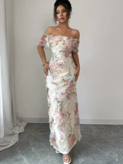 Robe longue dos nu à volants fermeture éclair imprimé floral épaules dénudées style romantique idéale pour un rendez-vous galant.