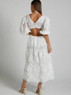 Robe longue en dentelle ajourée pour femme - Décolleté en V profond manches bouffantes coupe trapèze - Robe de bal - Invitée à un mariage d'été 2026