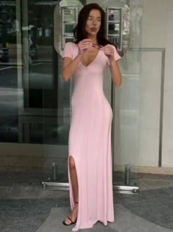Robe longue en maille rose pâle à col V pour femme style élégant au quotidien