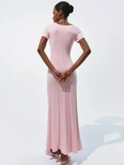 Robe longue en maille rose pâle à col V pour femme style élégant au quotidien