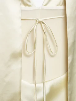 Robe longue en satin blanc crème à col halter pour femme style élégant et formel
