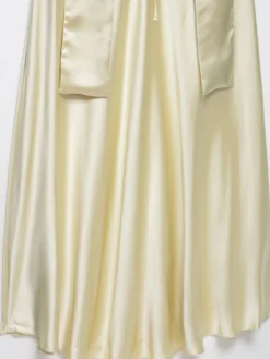 Robe longue en satin blanc crème à col halter pour femme style élégant et formel