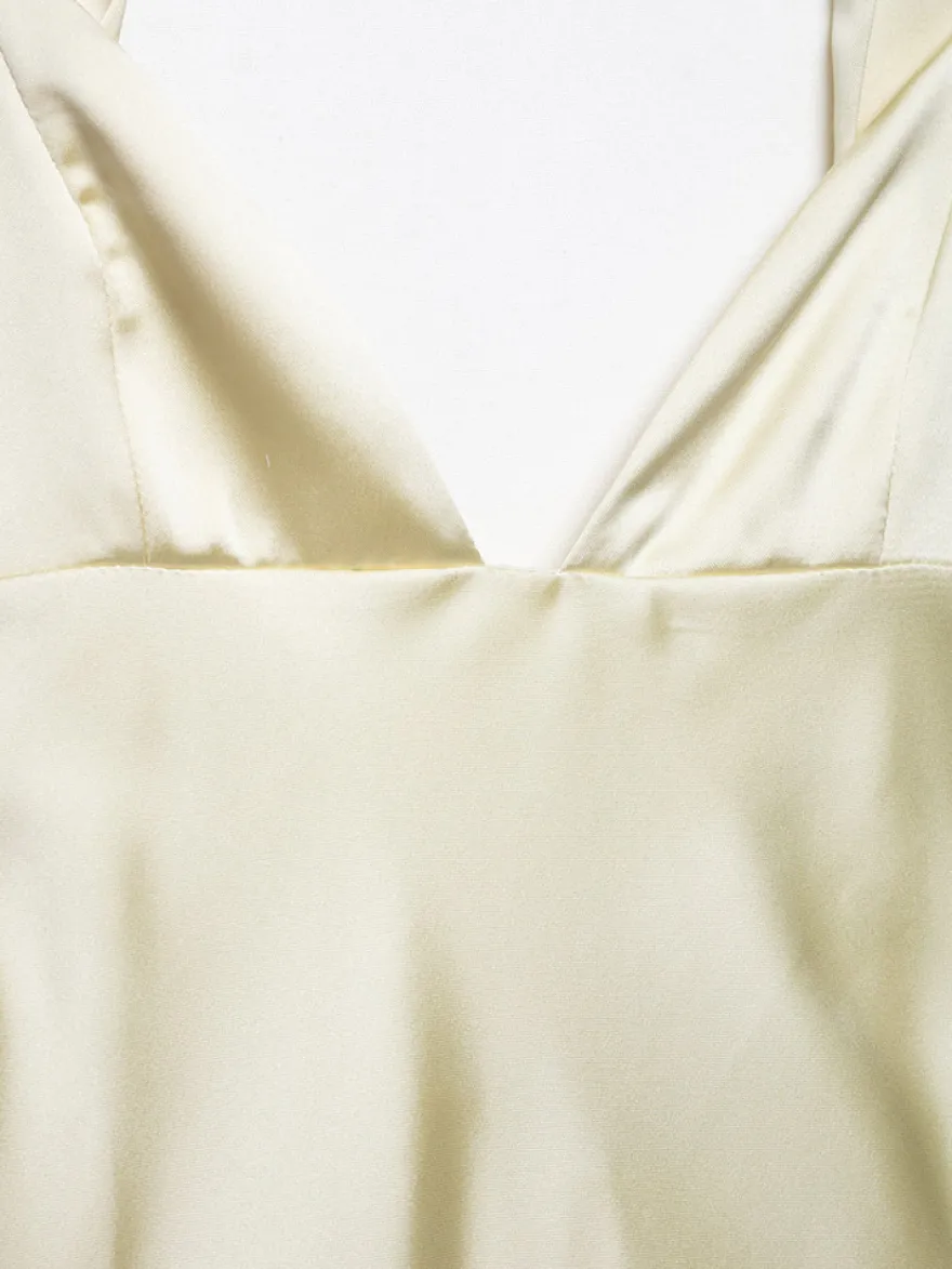 Robe longue en satin blanc crème à col halter pour femme style élégant et formel
