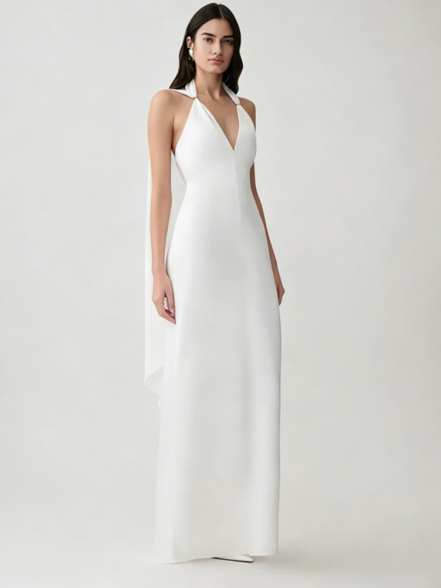 Robe longue en satin dos nu à col halter et fente sirène