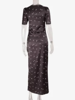 Robe longue en satin et dentelle patchwork pour femme - Imprimé floral noir col en V manches courtes coupe ajustée - Idéale pour les soirées d'été 2026