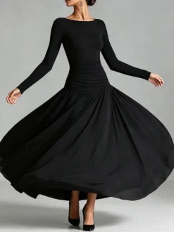 Robe longue maxi à manches longues et col bateau taille froncée coupe fluide et poches latérales