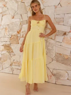 Robe longue maxi à volants pour femme - Robe nuisette longue trapèze à nouer sur le devant et buste froncé - Idéale pour les invitées aux mariages d'été à la plage (collection 2026)