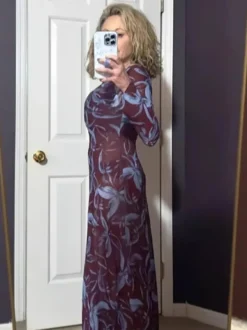 Robe longue moulante rétro à manches longues et imprimé floral coupe ajustée collection 2026