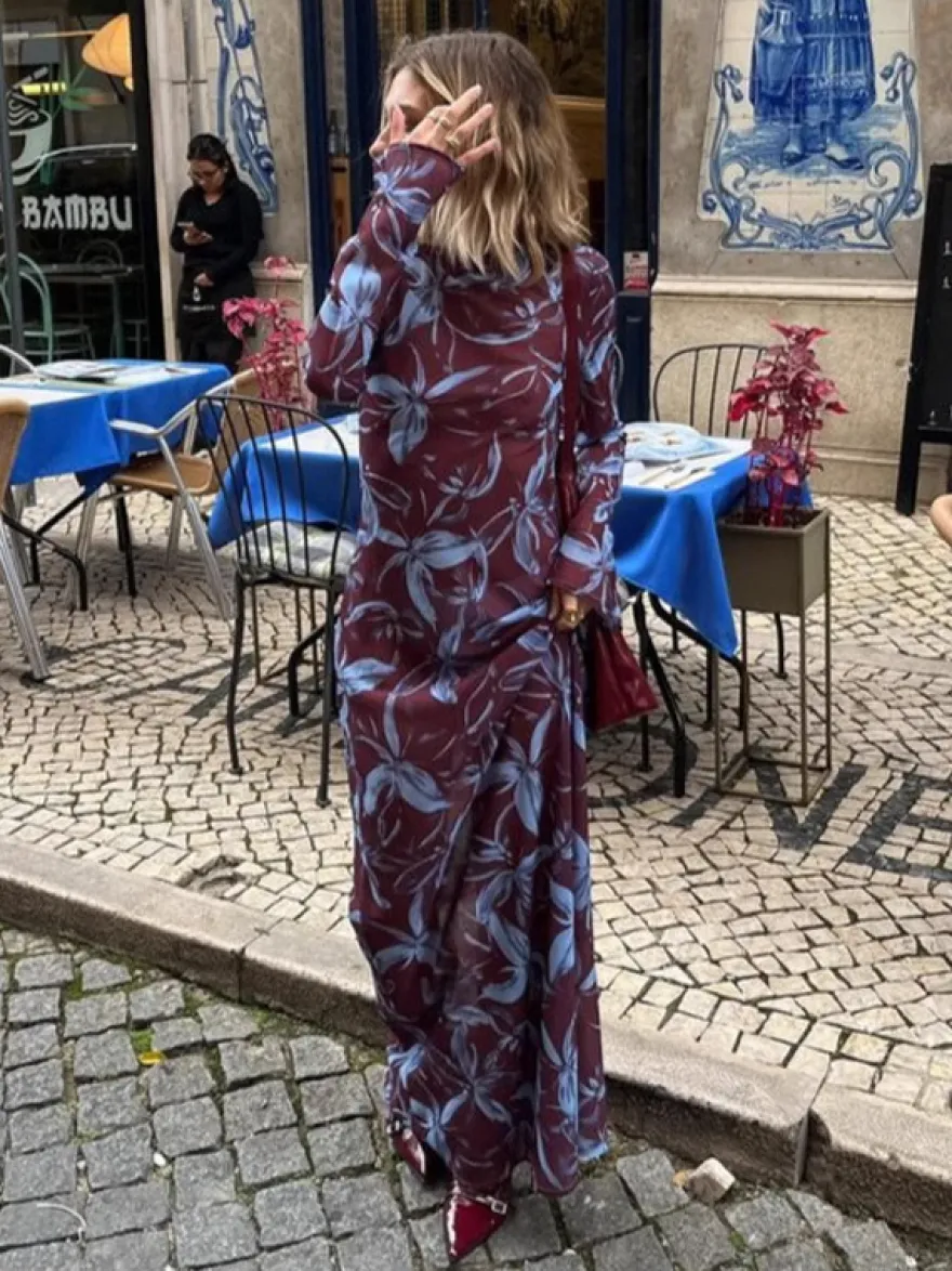 Robe longue moulante rétro à manches longues et imprimé floral coupe ajustée collection 2026