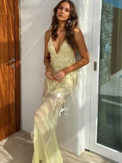 Robe longue nuisette transparente à sequins pour femme - Jaune beurre style bohème dos nu col en V coupe sirène - Été plage 2026