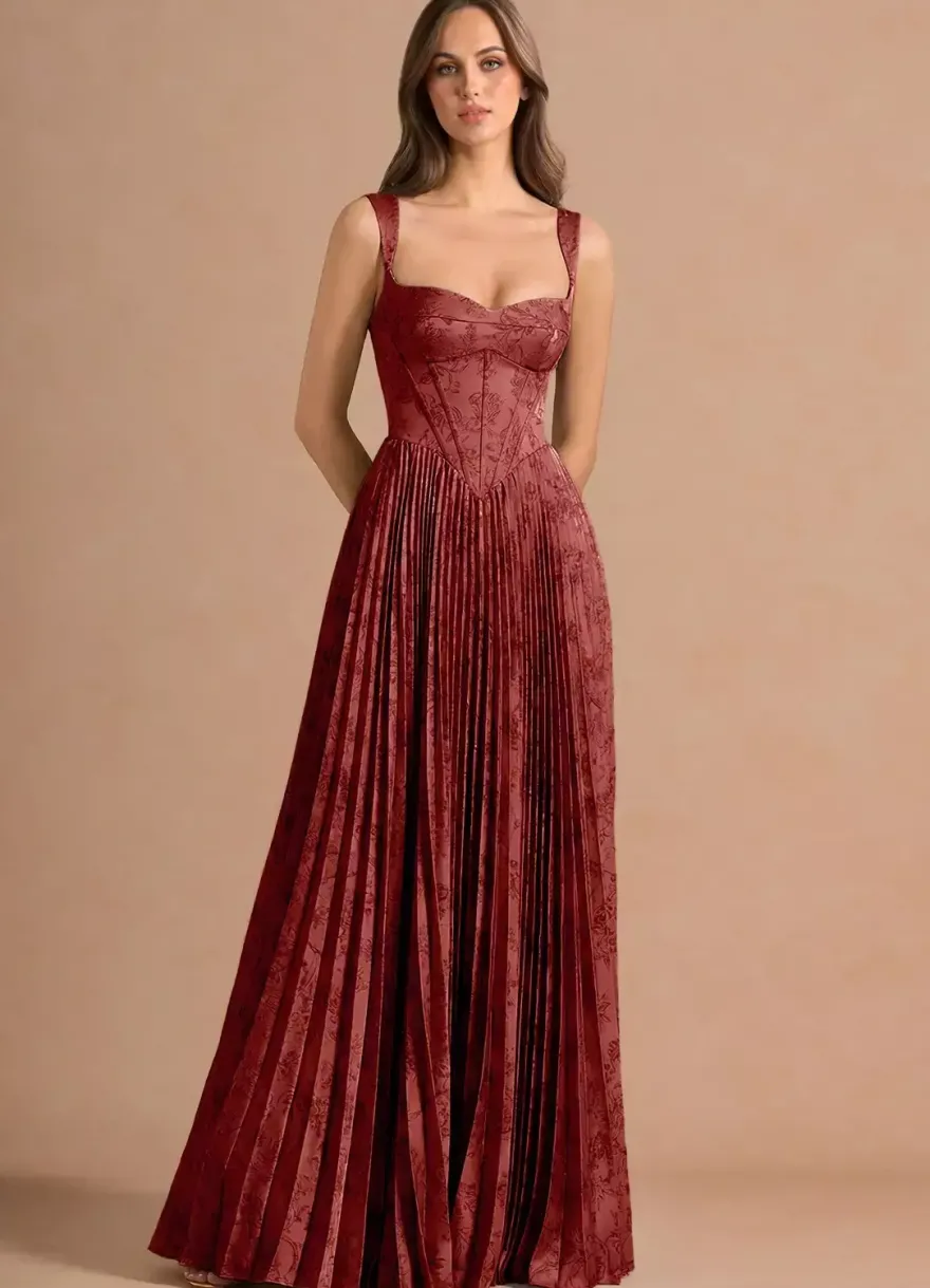 Robe longue plissée à bretelles spaghetti et imprimé vintage