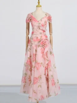 Robe longue rose à fleurs et épaules dénudées pour femme style élégant pour les soirées