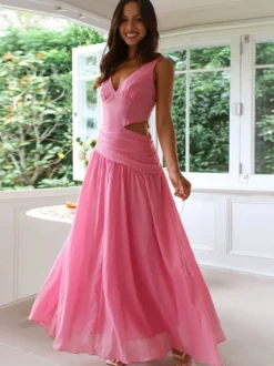 Robe longue sans manches à découpes pour femme - Robe bohème fluide trapèze dos nu et col en V froncé - Idéale pour les invités aux mariages d'été 2026