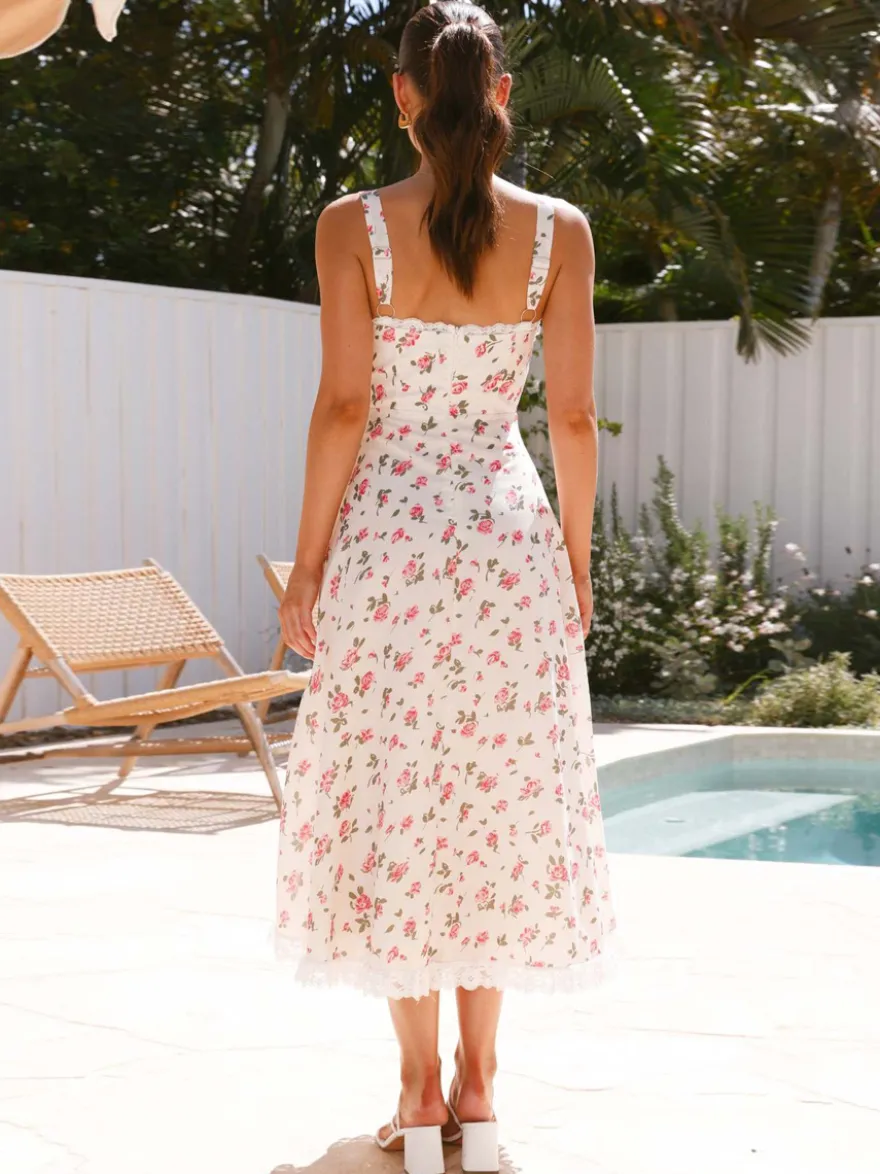 Robe longue sans manches à imprimé floral et bordure en dentelle pour l'été 2026