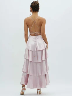 Robe longue à volants et décolleté plongeant pour femme - Robe en satin à dos croisé et volants superposés - Tenue de soirée d'été 2026