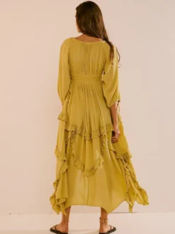Robe maxi bohème à col carré pour femme - Robe longue fluide à manches trois-quarts ourlet à volants étagés et smocks - Collection été plage 2026