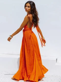 Robe maxi bohème dos nu pour femme - Robe longue sexy à décolleté plongeant en V col licou et ceinture à nouer - Collection été 2026
