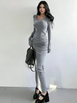 Robe maxi froncée pour femme - Robe moulante minimaliste fendue au dos et manches longues - Idéale pour un rendez-vous romantique au printemps 2026