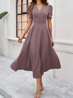 Robe midi bordeaux à manches bouffantes et col en V pour femme élégante et chic