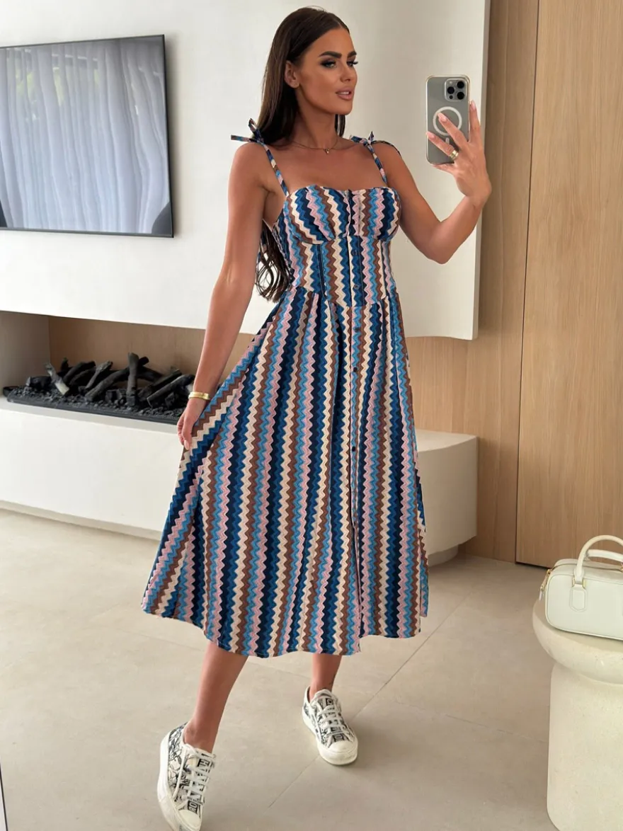 Robe midi bustier à motif floral et fruité parfaite pour les sorties décontractées