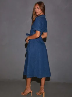 Robe midi en jean bleu marine à manches courtes pour femme style classique décontracté