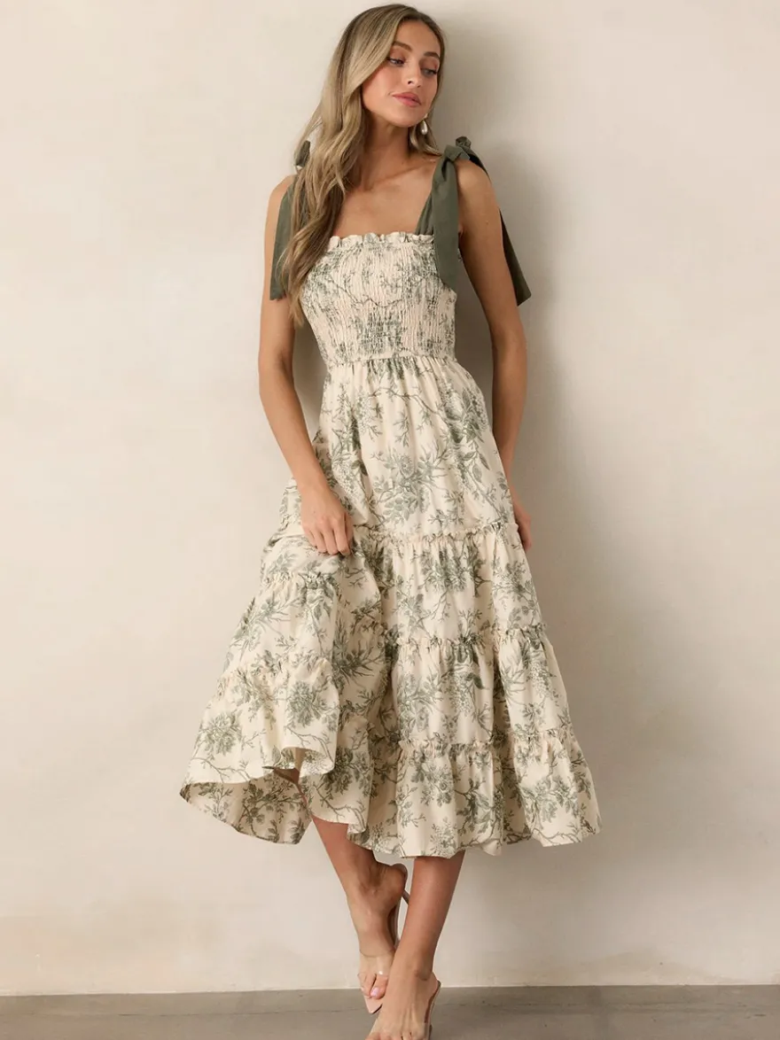 Robe midi fleurie à smocks pour femme - Robe d'été vert sauge bohème à épaules dénudées et volants étagés - Idéale pour les vacances d'été à la plage 2026