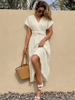 Robe midi moulante côtelée à rayures blanches et noires pour femme - Sans manches col rond robe d'été décontractée