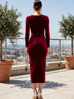 Robe midi moulante sexy en velours Bargendy à découpes et manches longues pour femme 2026
