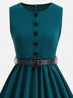 Robe midi rouge vintage chic cintrée à la taille