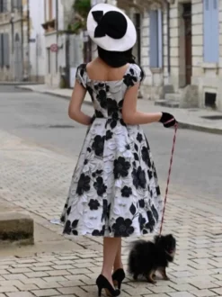 Robe midi vintage à fleurs noire et blanche coupe trapèze élégante robe de soirée