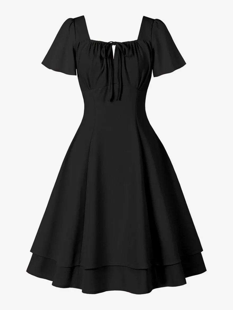 Robe midi vintage noire à col carré pour l'été 2026