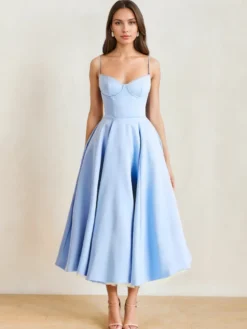 Robe mi-longue rose pâle à bretelles et décolleté en cœur coupe trapèze pour fête d'anniversaire pour femme 2026