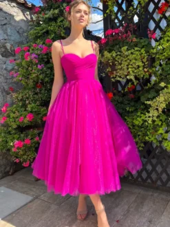 Robe mi-longue trapèze en tulle à décolleté en cœur pour fête d'anniversaire 2026