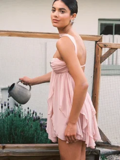 Robe mini dos nu à motif étoile de mer pour femme - Robe de soirée fluide en mousseline à volants et ourlet froncé Fairycore - Collection été plage 2026