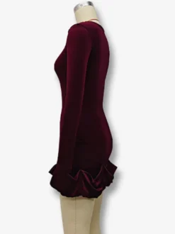 Robe mini en velours élégante avec ourlet à volants robe moulante à manches longues pour femmes 2026