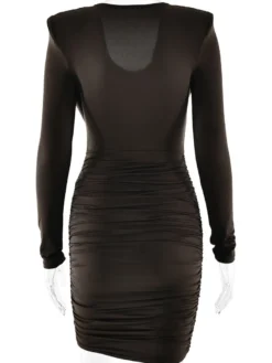 Robe mini froncée moderne à décolleté en V profond pour femme 2026