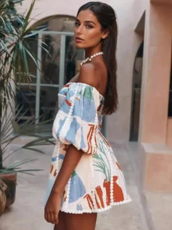 Robe mini imprimée épaules dénudées pour femme - Manches bouffantes col en V bordure en dentelle coupe évasée - Idéale pour une fête d'été à la plage 2026
