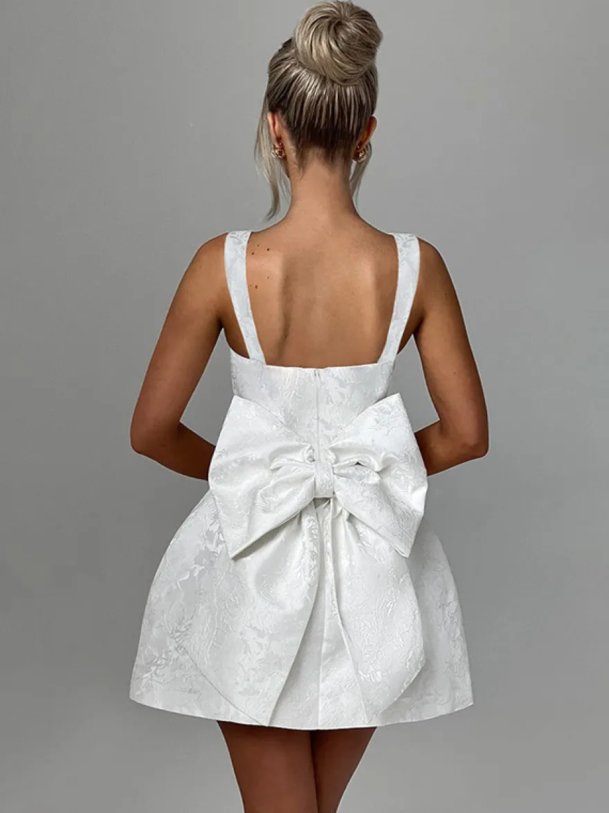 Robe mini Jacquard Coquette pour femme - Barbiecore avec grand nœud dans le dos sans manches coupe trapèze - Tenues de fête d'anniversaire d'été 2026