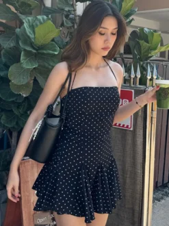 Robe mini pour femme sans manches dos nu taille haute noire chic