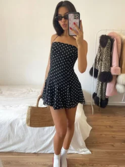Robe mini pour femme sans manches dos nu taille haute noire chic