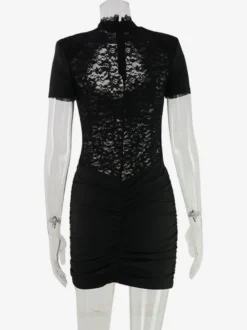 Robe moulante en dentelle transparente ajourée pour femme - Robe fourreau mini froncée style gothique chic noir - Idéale pour une soirée d'été 2026