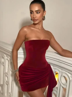 Robe moulante mini en velours froncé pour femme - Rouge sans bretelles ceinture drapée sur le côté - Tenue de cocktail printemps-été 2026