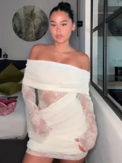 Robe moulante mini à épaules dénudées manches longues et froncée en dentelle pour femme 2026