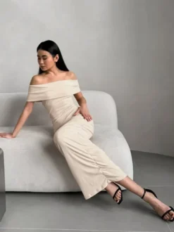 Robe moulante à épaules dénudées coupe ajustée élégante semi-formelle robe longue froncée pour femmes 2026
