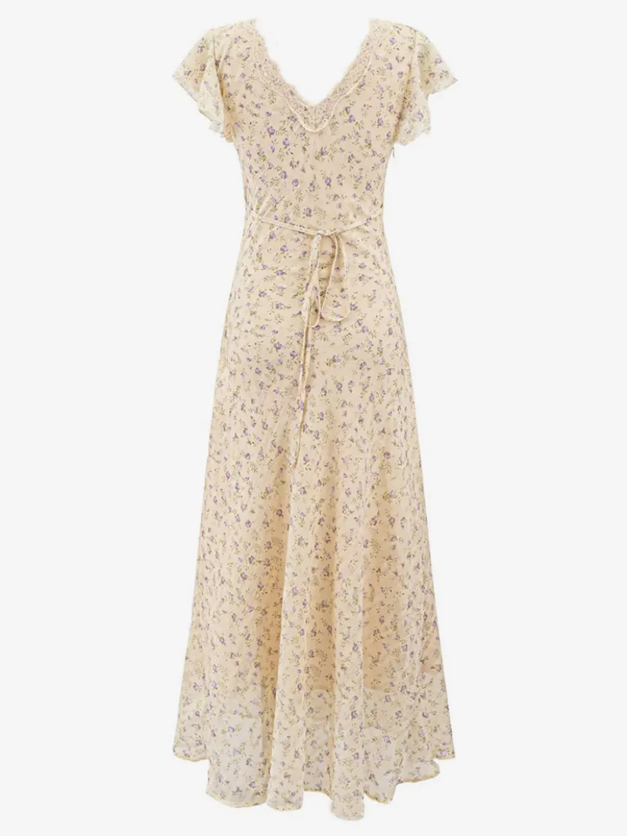 Robe noire de tous les jours en dentelle à manches courtes col montant et taille haute.